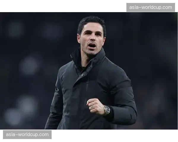 战术观察:阿尔特塔的枪手如何应对小因扎吉的3-5-2阵型 战术观察:阿尔特塔的枪手如何应对小因扎吉的3-5-2阵型